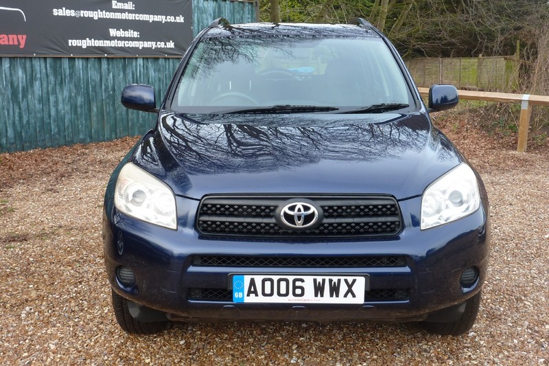 TOYOTA RAV-4