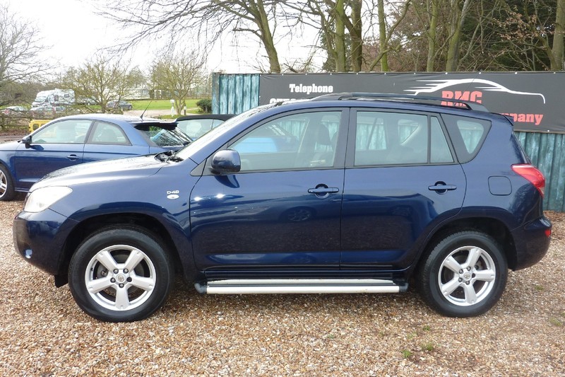 TOYOTA RAV-4