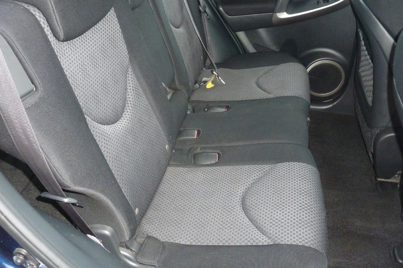 TOYOTA RAV-4