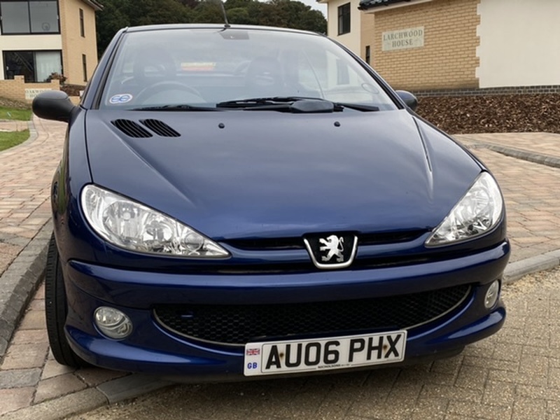 PEUGEOT 206