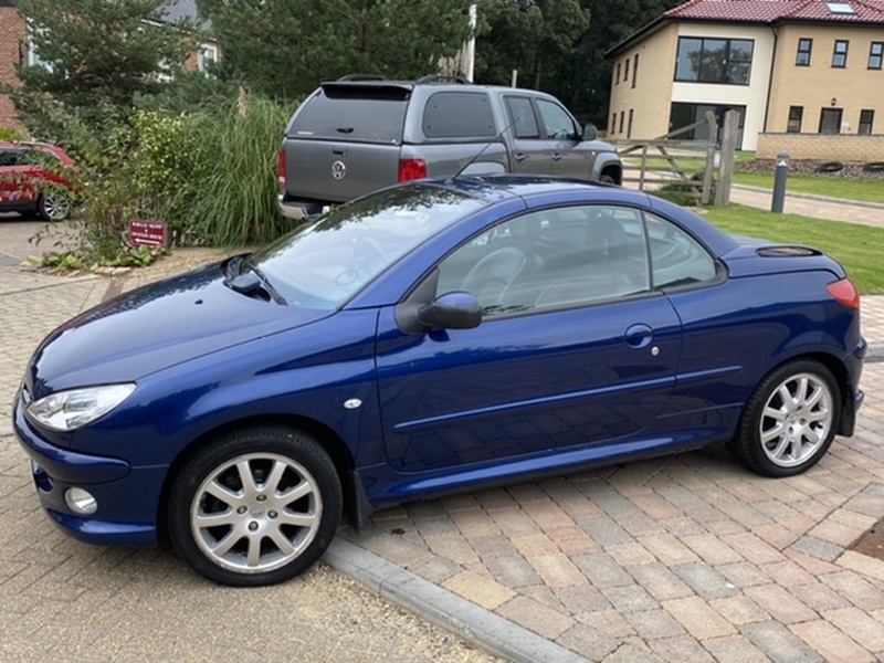 PEUGEOT 206