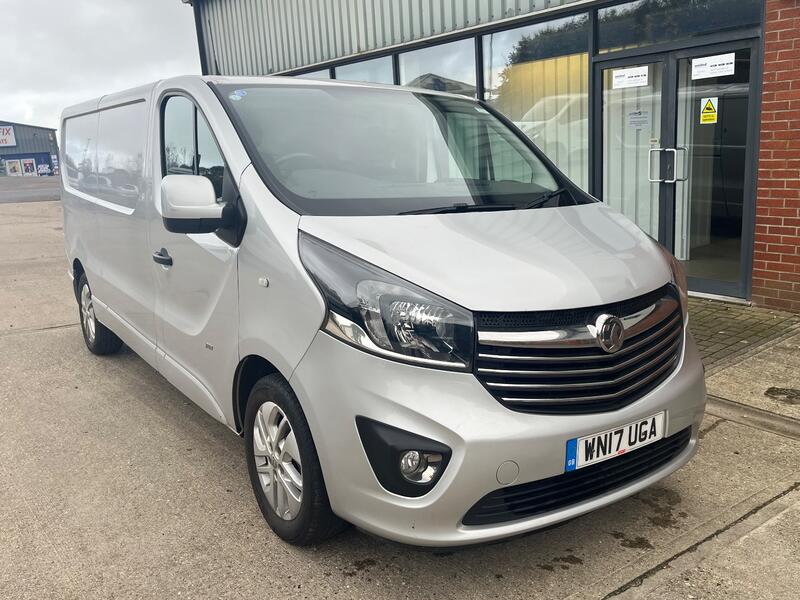 View VAUXHALL VIVARO L2H1 2900 SPORTIVE CDTI BITURBO SS