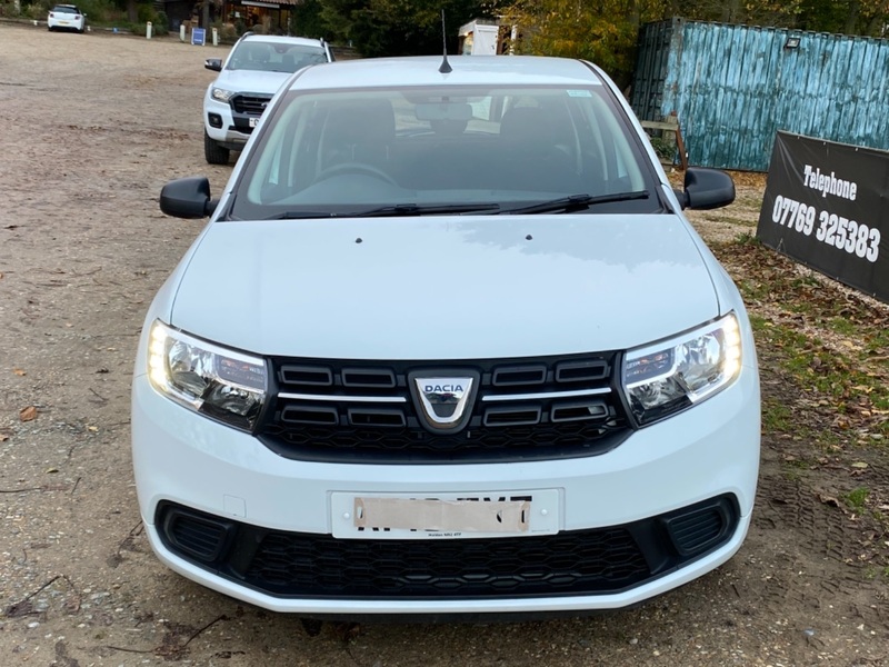 View DACIA SANDERO ESSENTIAL SCE